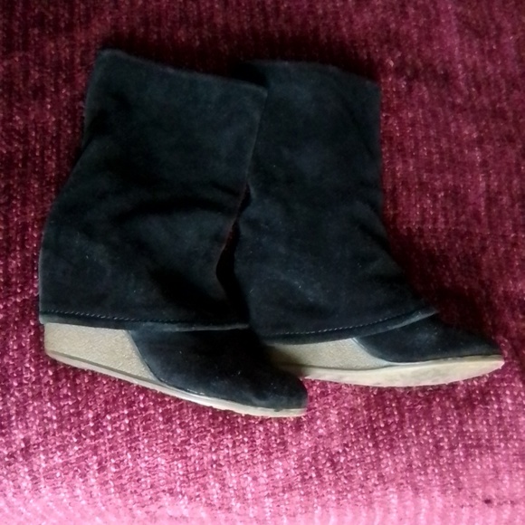 Boots - Picture 2 of 2